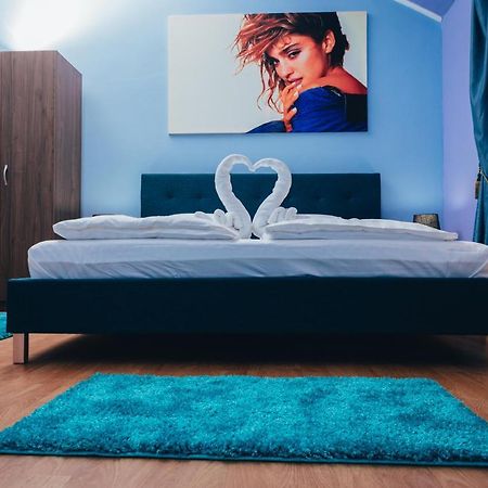Guitar - Camere De Inchiriat Sibiu Luaran gambar