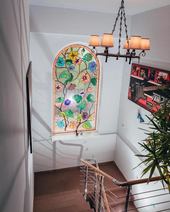 Guitar - Camere De Inchiriat Sibiu Luaran gambar